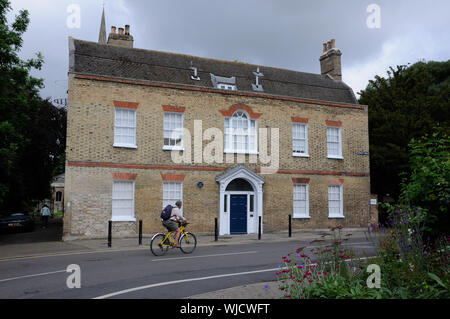 Manchester House, Ramsey Road, St Ives, Cambridgeshir. Im 18. Jahrhundert als Wohnhaus erbaut. Es war, als die St Ives Gymnasium verwendet Stockfoto