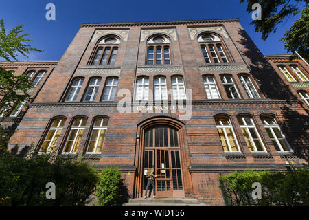 Anzeigen, Architektur, Außen, Draußen, Draußen, Außen, Berlin, Deutschland, Gebäude, Gebäude, High School, High School in Steglitz, Heesestra Stockfoto