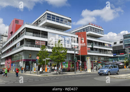 Anzeigen, Draußen, Draußen, Draußen, Außen, Berlin, Abteilung Gardine, Deutschland, Einkaufen, Shopping Center, Forum, Forum Steglitz, Busines Stockfoto