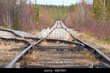 Alte ländliche rusty Titel aus der Ferne Horizont Stockfoto