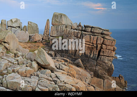 Granit Blöcke auf Penninis Kopf St Mary's Scilly Stockfoto