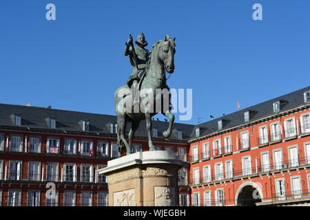 Plaza Mayor - einem der größten öffentlichen Platz in der Stadt von Madrid in Spanien Stockfoto