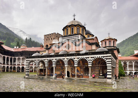 Rila Kloster (Kloster des Hl. Ivan von Rila), der größten orthodoxen Kloster in Bulgarien. Ein UNESCO Weltkulturerbe. Bulgarien Stockfoto