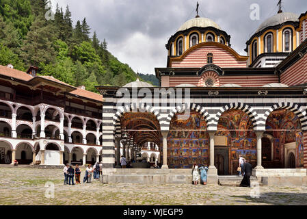 Rila Kloster (Kloster des Hl. Ivan von Rila), der größten orthodoxen Kloster in Bulgarien. Ein UNESCO Weltkulturerbe. Bulgarien Stockfoto