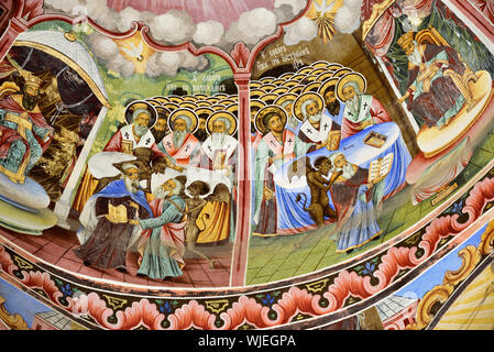 Fresken von Zahari Zograf in das Äußere der Geburtskirche. Kloster Rila. Bulgarien Stockfoto