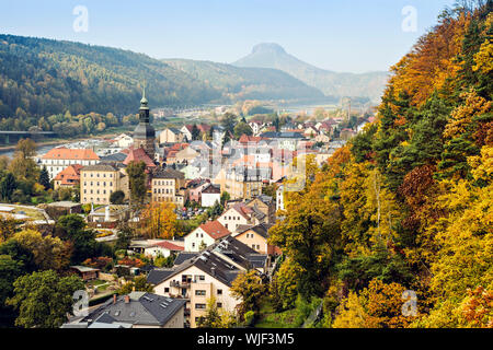 Bad Schandau, sächsische Scheiz in Deutschland, an einem sonnigen Herbsttag. Stockfoto