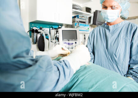 In der Tierklinik Chirurgie Stockfoto