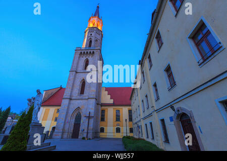 Unsere Liebe Frau von der Immerwährenden Hilfe Kirche in Boleslawiec. Boleslawiec, Niederschlesien, Polen. Stockfoto