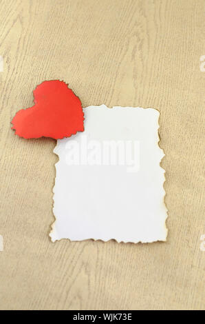 Herz und White paper Stockfoto