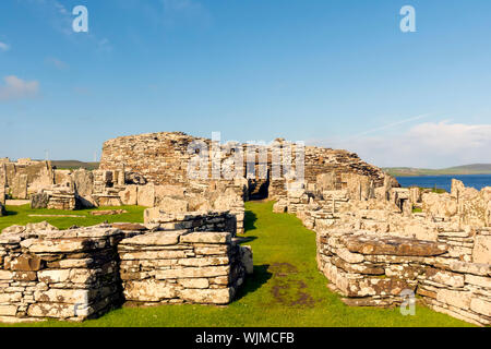 Broch von Gurness Eingang Orkney Inseln, Schottland. Ein broch ist eine abgerundete Eisen Alter Turm einzigartige nach Schottland. Stockfoto