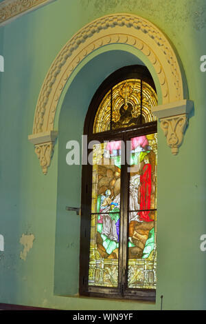 Doppelpunkt Friedhof (Cementerio de Cristóbal Colón) - Kapelle Innenraum, La Habana (Havanna), Havanna, Kuba Stockfoto