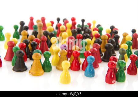 Große Gruppe von Menschen in vielen Farben abstrakt Stockfoto