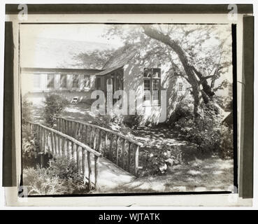 Haus an der französischen Dorf, Highland Avenue, Hollywood, Kalifornien. Brücke Eingang Stockfoto