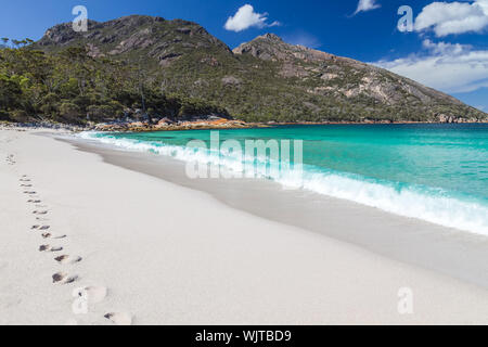 Eine Fotografie von Wineglass Bay in Tasmanien Stockfoto