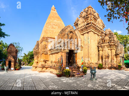 Die Türme von Po Nagar in der Nähe von Nha Trang, Vietnam Stockfoto