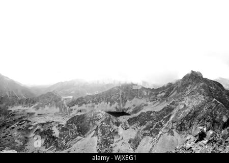 Panorama der polnischen Tatra an einem bewölkten Tag Stockfoto