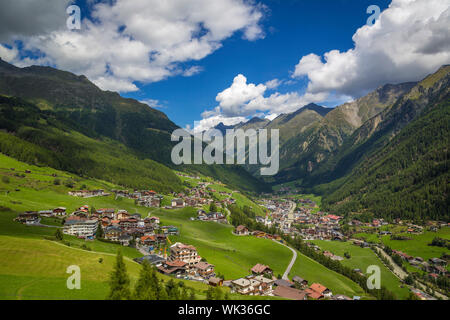 Fahrt von Sölden in den Gaislachkogel, Ötztal, Tirol, Österreich Stockfoto