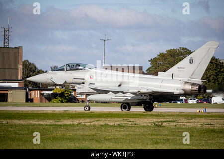 Italienische Luftwaffe Taifune an RAF Waddington, Lincolnshire, Großbritannien. Die Teilnahme an Übung Cobra Krieger 2019. Stockfoto
