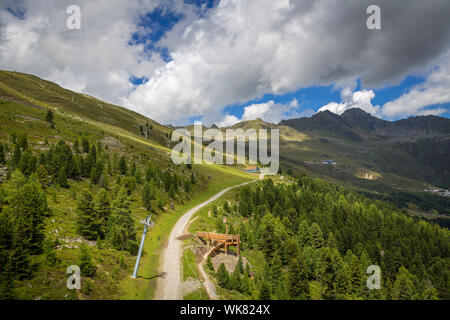 Fahrt von Sölden in den Gaislachkogel, Ötztal, Tirol, Österreich Stockfoto