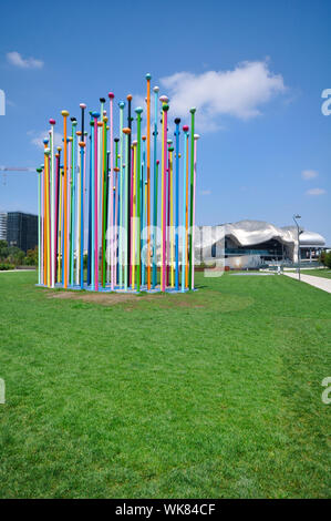 Italien, Lombardei, Mailand, CityLife, Skulptur Coloris von Pascale Marthine Tayou datiert 2018 Stockfoto