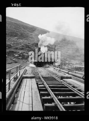 Von Jaffa nach Jerusalem. Zug am Battir. Steilen nach oben ziehen. Stockfoto