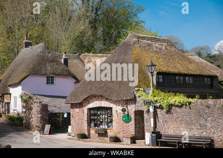 Der alte Getreidespeicher Geschenk Shop Cockington Village nr Torquay Devon England Stockfoto