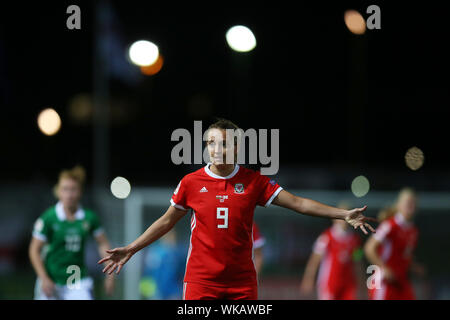 Newport, Großbritannien. 03 Sep, 2019. Kayleigh Grün von Wales Frauen in Aktion. Wales Frauen v Nordirland Frauen, Frauen der UEFA Euro 2021 Meisterschaft, Gruppe c Qualifikationsspiel an Rodney Parade in Newport, South Wales am Dienstag, 3. September 2019. pic von Andrew Obstgarten/Alamy leben Nachrichten Stockfoto