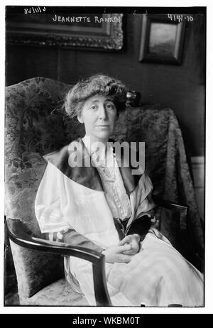 Jeannette Rankin Pickering (1880-1973), Mitglied des Abgeordnetenhauses, die 1916 als erste Frau in den US-Kongress zu dienen gewählt wurde. Glas negative 5 x 7 in. oder kleiner. Stockfoto