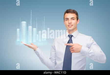 Menschen, die etwas auf seine Handfläche Stockfoto
