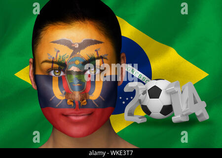Das zusammengesetzte Bild von Ecuador Fußball-Fan im Gesicht Farbe gegen die WM 2014 mit Brasilien Flagge Stockfoto
