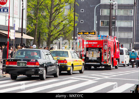 Stau auf der Kreuzung von Harajuku Einkaufsstraße Stockfoto