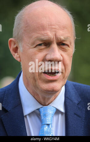 Westminster, London, 04. Sep 2019. Damian Grün, MP, Konservativ, ehemalige erste Staatssekretär und Minister für das Cabinet Office, ist auf College Green interviewt. Credit: Imageplotter/Alamy leben Nachrichten Stockfoto