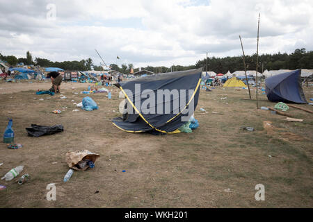 Kostrzyn nad Odra, Polen - 05 August 2018: die Sicht der Menschen auf Camping während Pol und Rock Festival früher Woodstock Festival Stockfoto