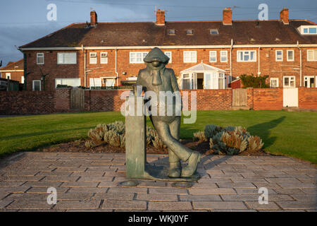 Statue von Andy Capp in Hartlepool Landspitze. Stockfoto