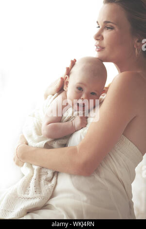 Mutter mit baby Stockfoto