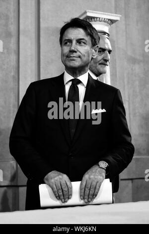 Roma, Italia. 04 Sep, 2019. Giuseppe Conte in Pressekonferenz Rom 4. September 2019. Quirinale. Giuseppe Conte, nach einem kurzen Gespräch mit dem Präsidenten der Republik, akzeptiert die Präsident Mandat Italiens neue Regierung zu bilden. Foto Samantha Zucchi Insidefoto Credit: insidefoto Srl/Alamy leben Nachrichten Stockfoto