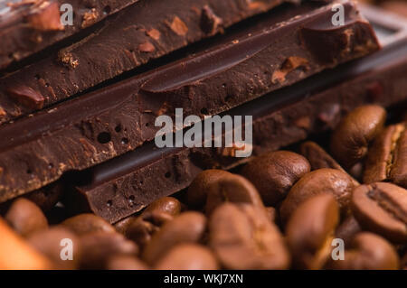 Aroma Kaffee. Zutaten. coffe Beens, Schokolade Stockfoto