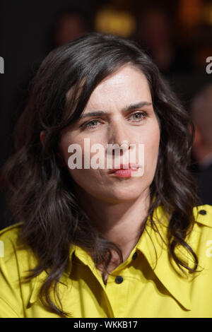 Nora Tschirner im Porträt bei der Weltpremiere des Kinofilms Gut gegen Nordwind am 03.09.2019 im Cinedom in Koeln Stockfoto
