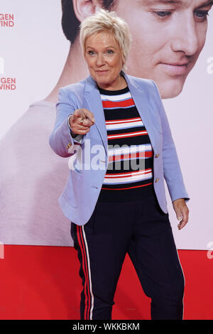 Biggi Lechtermann auf dem roten Teppich bei der Weltpremiere des Kinofilms Gut gegen Nordwind am 03.09.2019 im Cinedom in Koeln Stockfoto