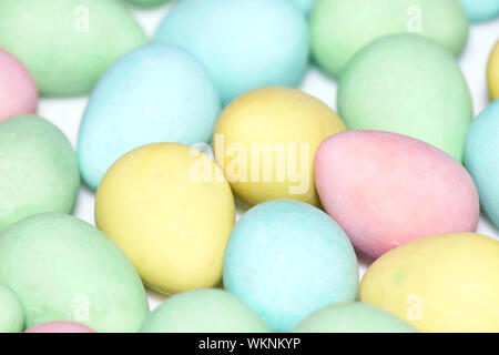 Bunte Pastellfarben Osterei Süßigkeiten Hintergrund. Stockfoto