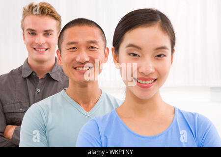 Nahaufnahme des erfolgreichen Multi ethnischen junge Menschen Stockfoto
