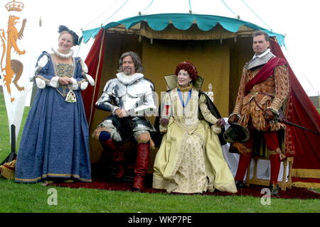 Ein Re-enactment in Tilbury Fort von Königin Elizabeth I's Rede an die Truppen in Tilbury versammelt, als die spanische Armada Segel für England im Jahre 1588 festgelegt. Stockfoto