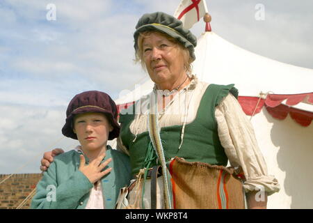 Ein Re-enactment in Tilbury Fort von Königin Elizabeth I's Rede an die Truppen in Tilbury versammelt, als die spanische Armada Segel für England im Jahre 1588 festgelegt. Stockfoto