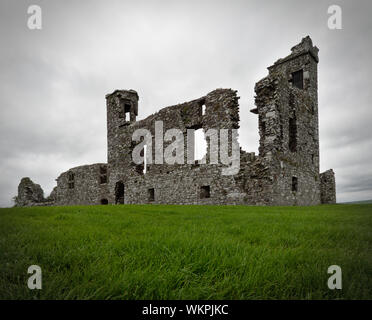 Die Ruinen der Kirche und Hochschule ein Kloster auf dem Hügel von Slane, Co Meath, Irland, dass im Jahre 1512 auf mehrere viel ältere Kultstätten gebaut wurde Stockfoto