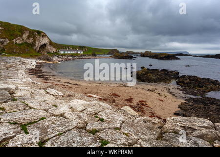 Ballintoy Harbour, Co Antrim, Nordirland. Die Lage war im Spiel der Throne Serie Stockfoto