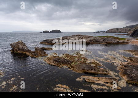 Ballintoy Harbour, Co Antrim, Nordirland. Die Lage war im Spiel der Throne Serie Stockfoto