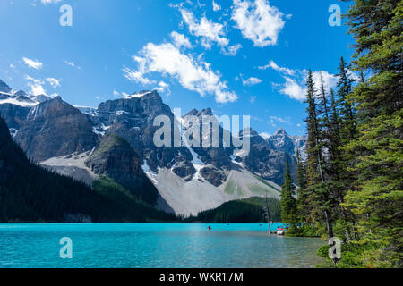 Schöne Landschaft von Moraine Lake im Banff National Park, Kanada Stockfoto