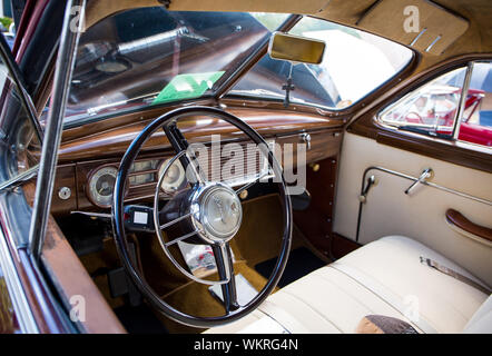 Innenansicht eines klassischen 1948 Packard automobile auf einem Oldtimertreffen in Matthews, North Carolina. Stockfoto