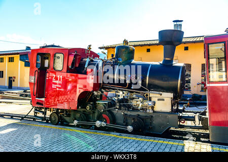 23. Juli 2019: Zug der Schafberbahn in Sanktwolfgang im Salzkammergut am Wolfgangsee. Österreich, Salzburg Stockfoto