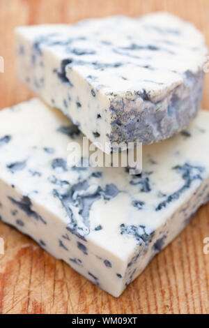 Französisch pasteurisierten Käse aus Kuhmilch blau Stockfoto